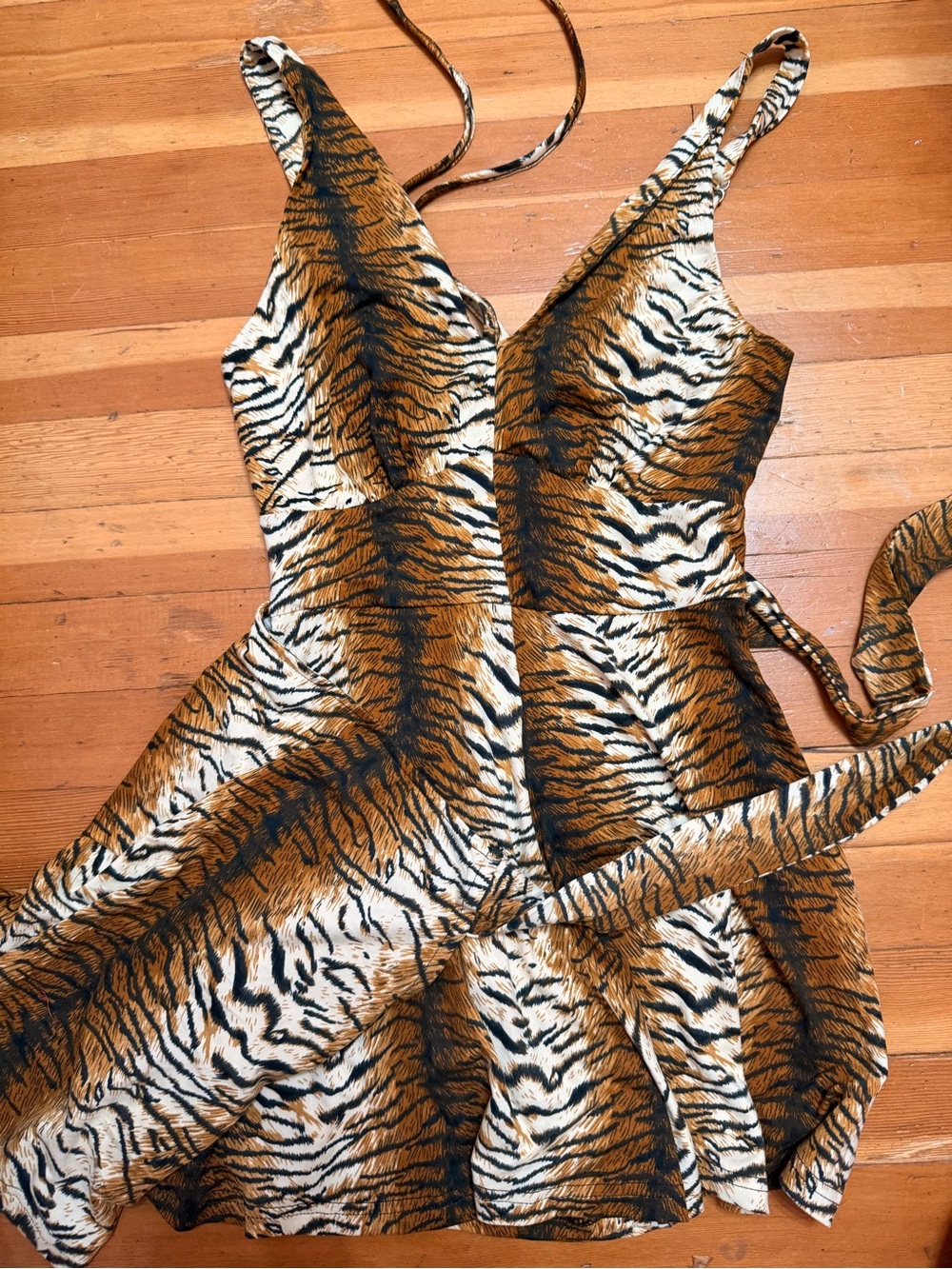 Elle Rebel Tiger-Print Wrap Romper/ Skirt Dress Size small Pinup Tiki Rockabilly